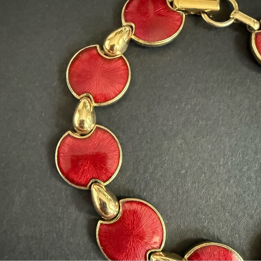 Vintage Red Enamel Link Bracelet 80’s 90’s - Picture 2 of 5